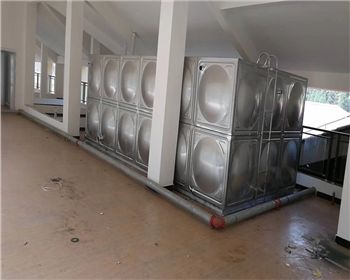 佳桦不(bù)鏽鋼消防水(shuǐ)箱